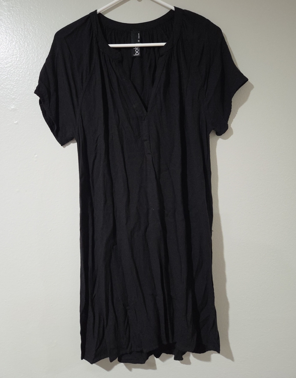 bobi Black Short Sleeve V-Neck Tunic Dress
